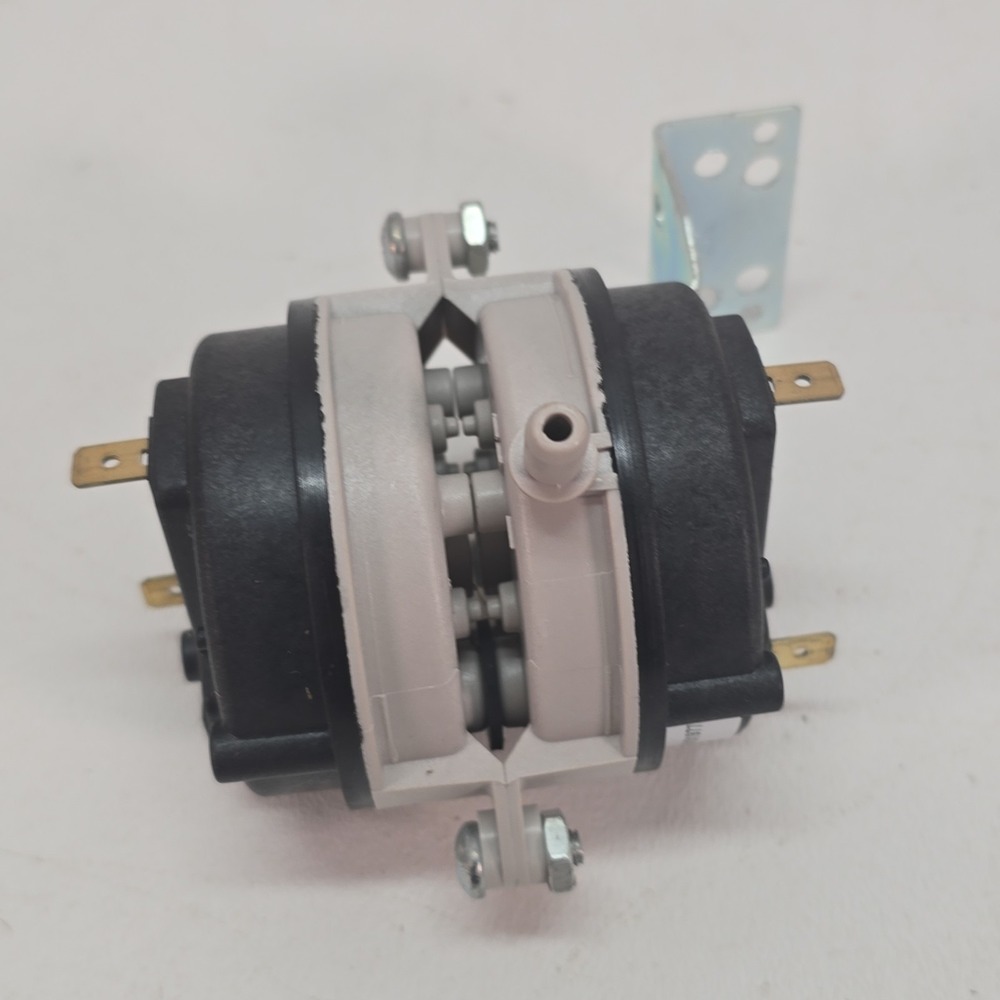 Honeywell BA20106‎ 2-Stage Pressure Switch Set OEM TRANE